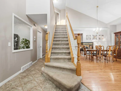 76 Valley Meadow Close NW - 3