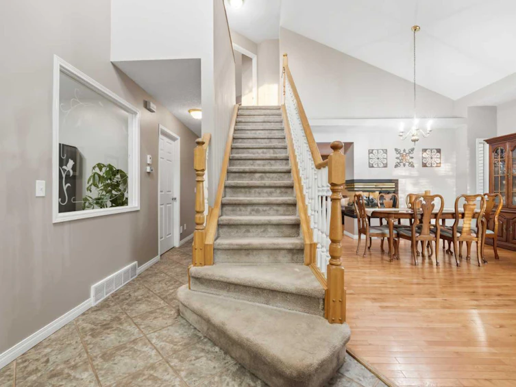 76 Valley Meadow Close NW, Calgary, AB, T3B 5M1 - 3