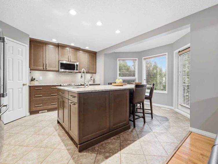 76 Valley Meadow Close NW, Calgary, AB, T3B 5M1 - 8