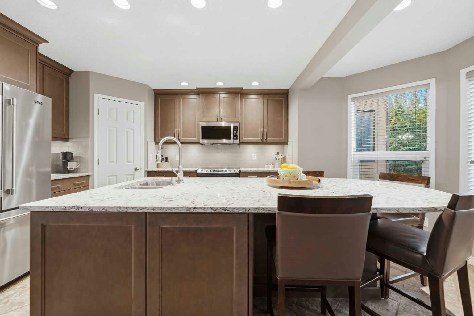 76 Valley Meadow Close NW, Calgary, AB, T3B 5M1 - 11