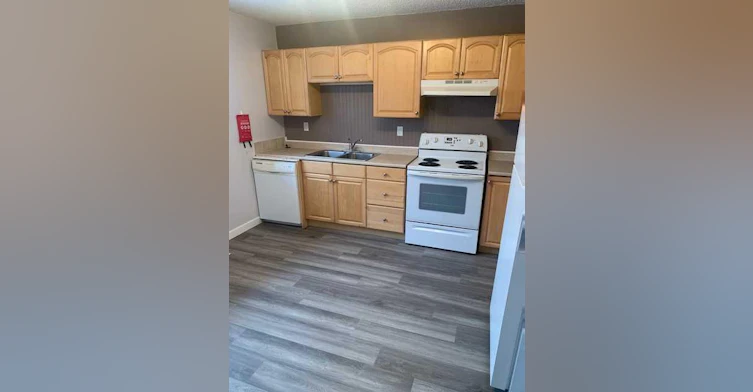 18 Princeton Crescent W, Lethbridge, AB, T1K 4S4 - 7