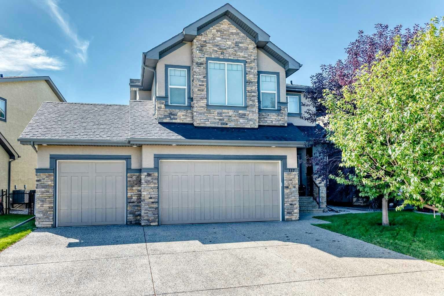 137 Aspenmere Circle, Chestermere, AB, T1X 0P2