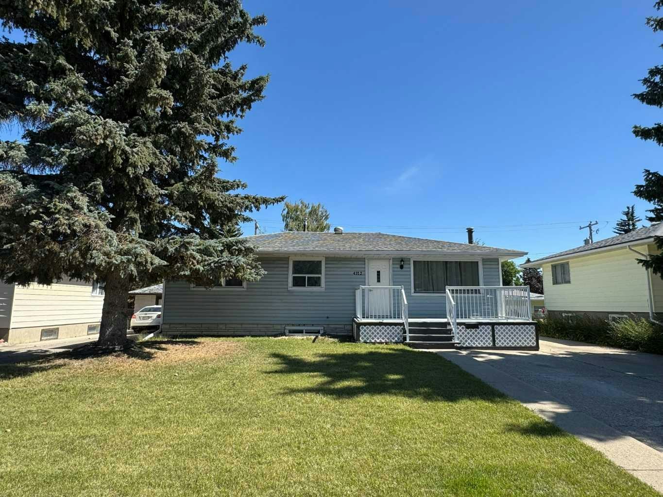 4312 45 Street SW, Calgary, AB, T2E 3W1