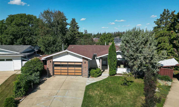 54 Patterson Crescent