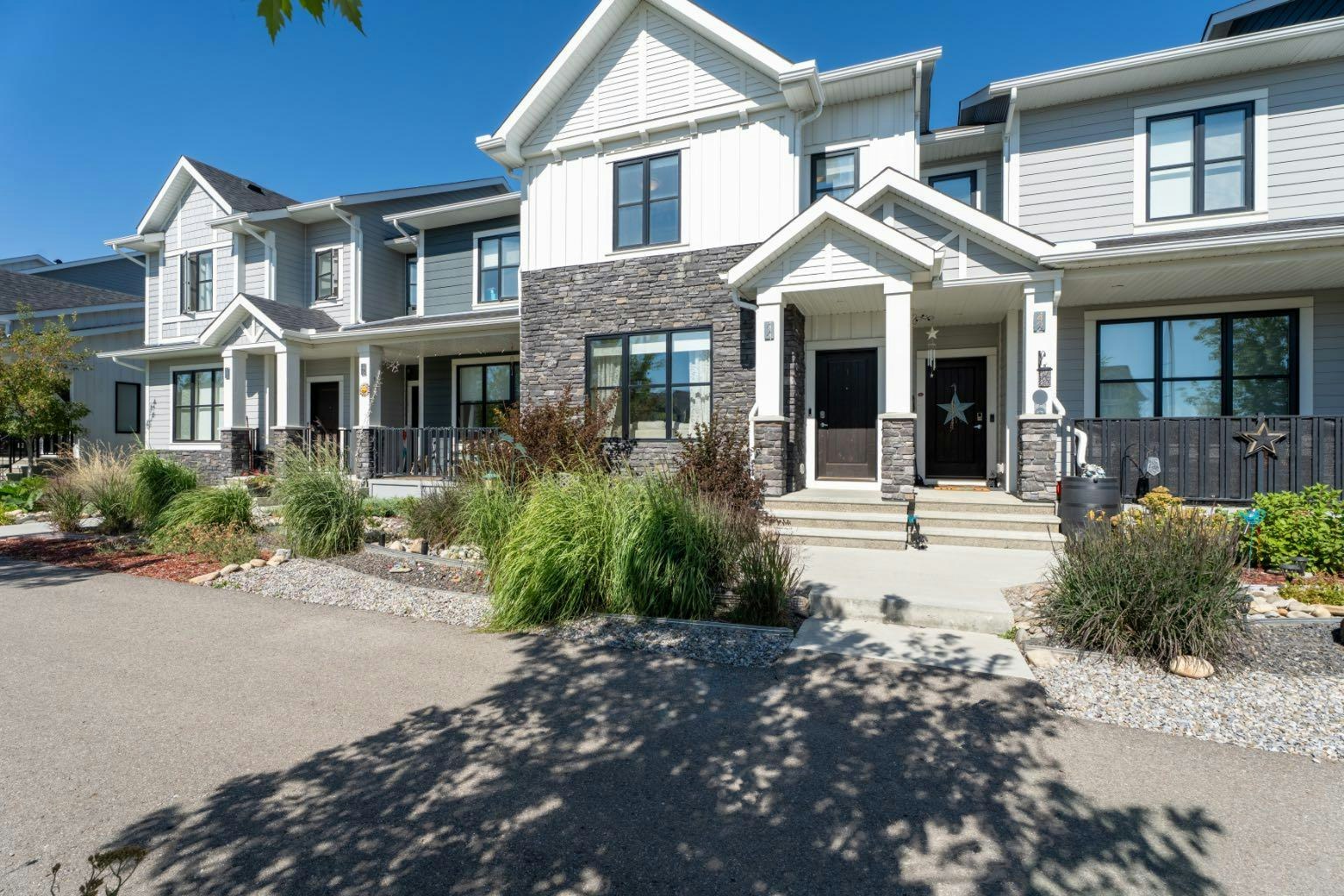 44 D'arcy Boulevard, Okotoks, AB, T1S 5S7