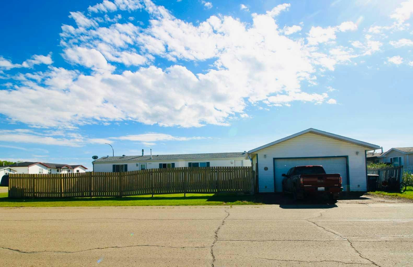 9900 108 Street, High Level, AB, T0H 1Z0