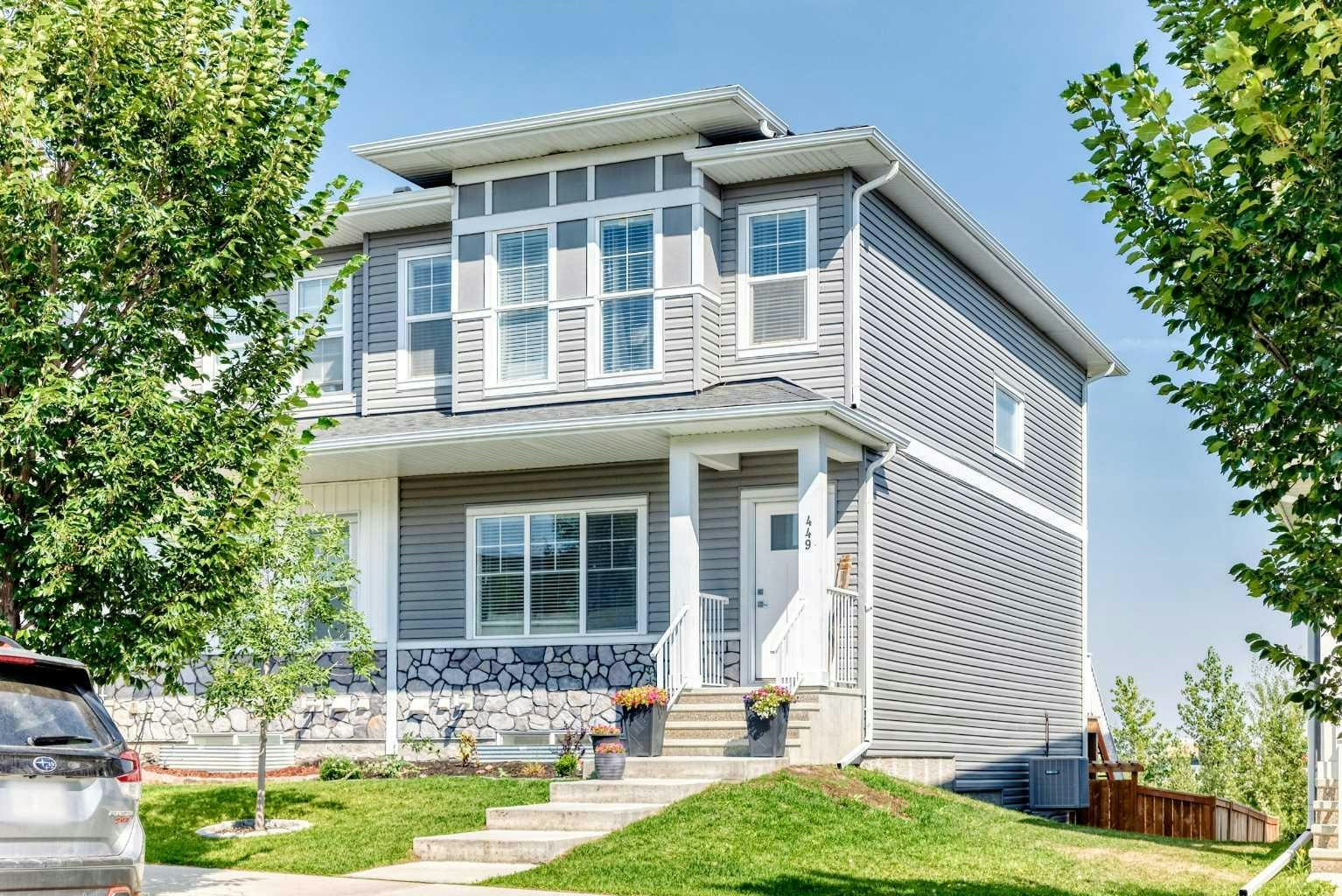 449 West Lakeview Drive, Chestermere, AB, T1X 2A4