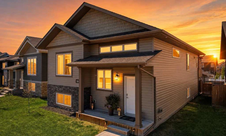 58 Village Crescent