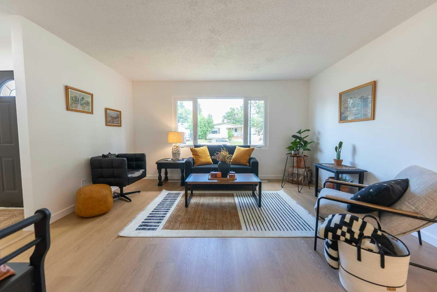 29 Anquetel Street, Red Deer, AB, T4R 1G6