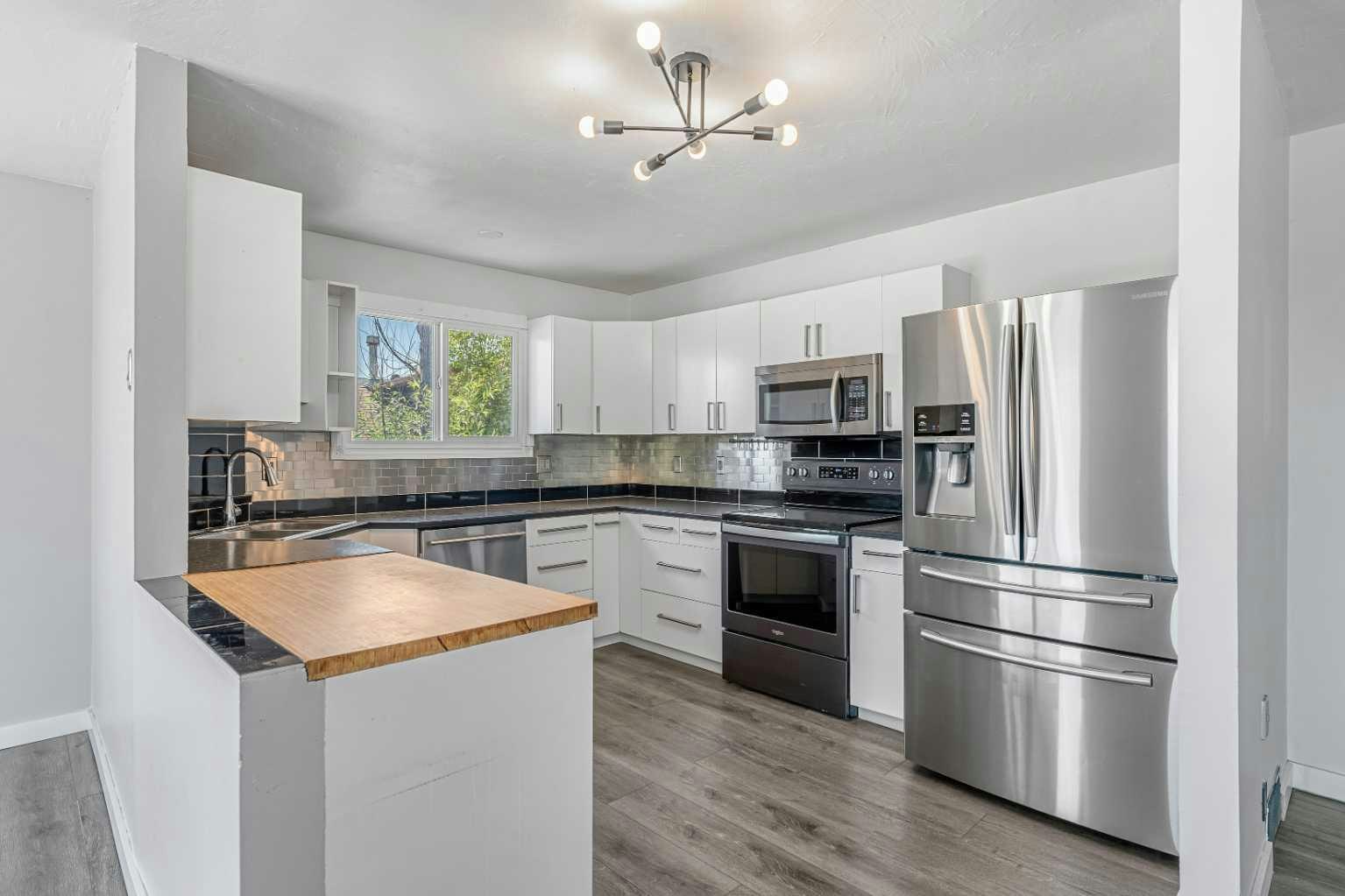 6824 Temple Drive NE, Calgary, AB, T1Y 4X8