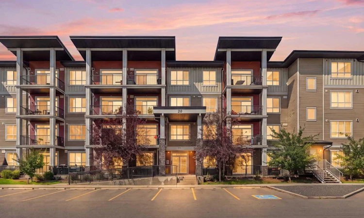 320-20 Walgrove Walk SE