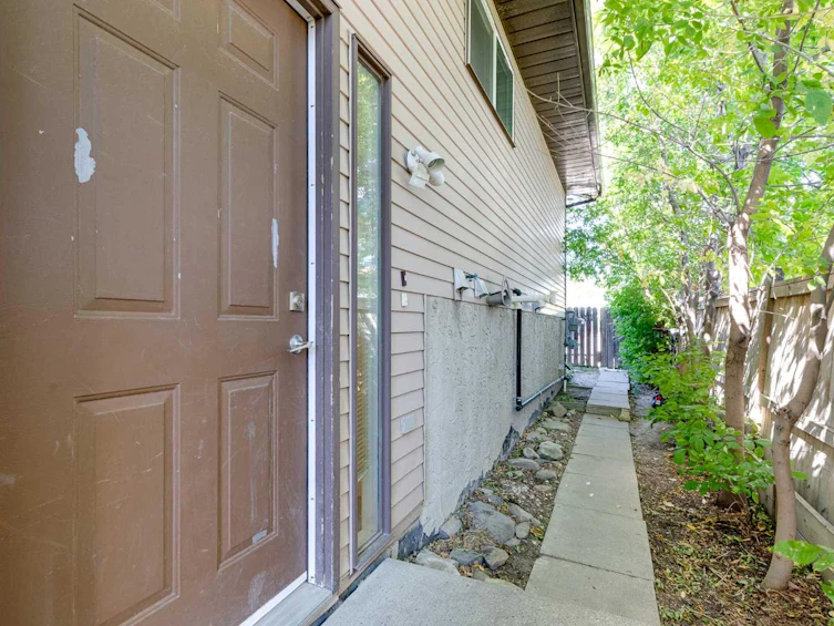 1230 Berkley Drive NW, Calgary, AB, T3K 1S9 - 26