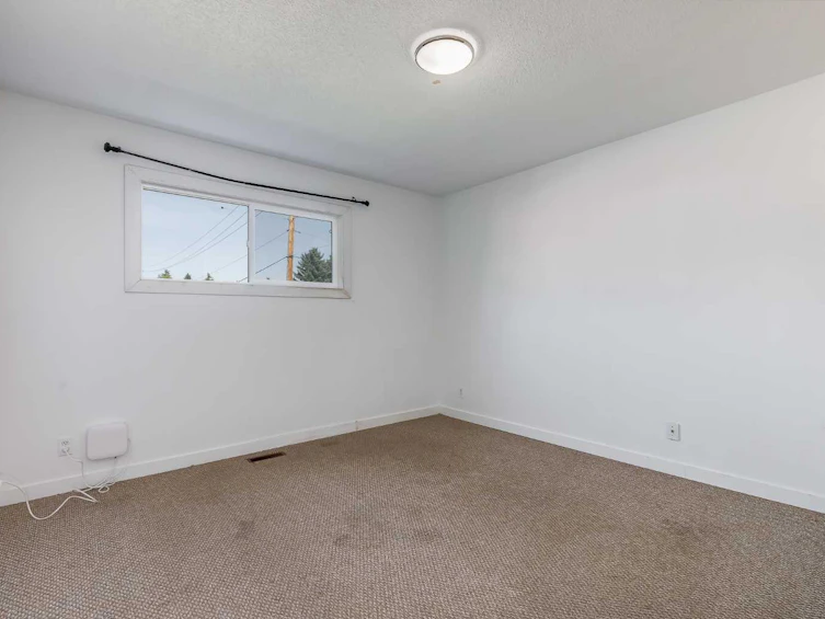 1230 Berkley Drive NW, Calgary, AB, T3K 1S9 - 9