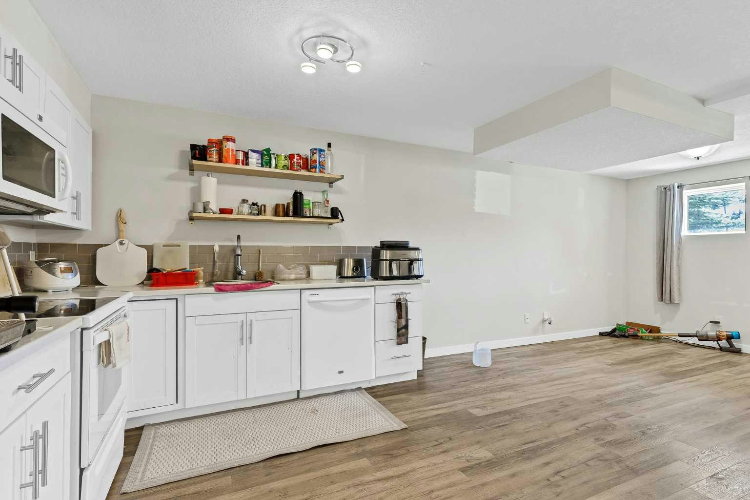 1230 Berkley Drive NW, Calgary, AB, T3K 1S9 - 21