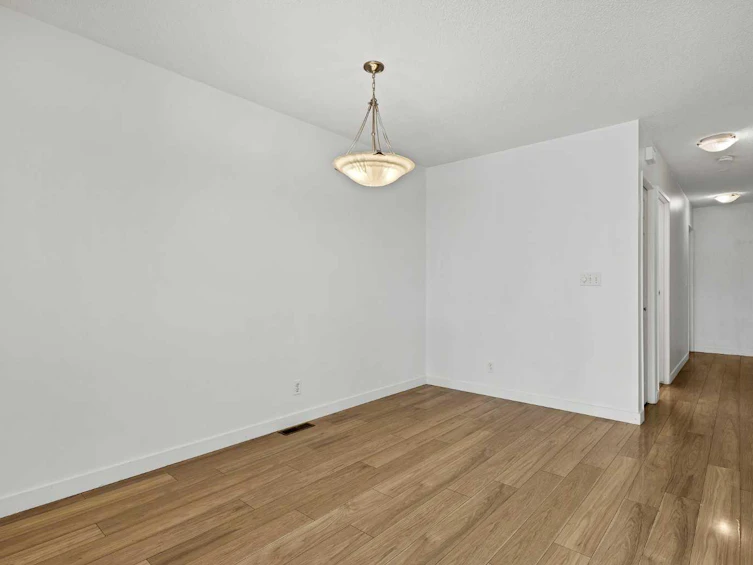 1230 Berkley Drive NW, Calgary, AB, T3K 1S9 - 7