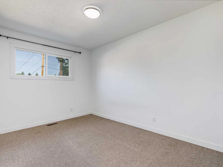 1230 Berkley Drive NW, Calgary, AB, T3K 1S9 - 12