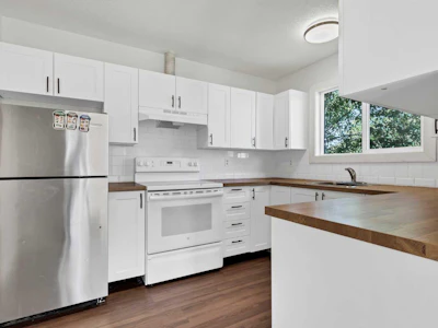 1230 Berkley Drive NW - 5