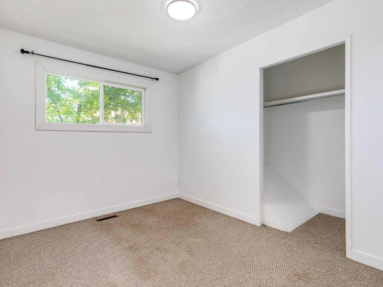1230 Berkley Drive NW, Calgary, AB, T3K 1S9 - 14