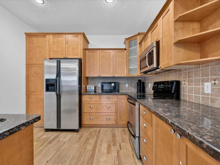 2-3421 5 Avenue NW, Calgary, AB, T2N 0V5 - 11