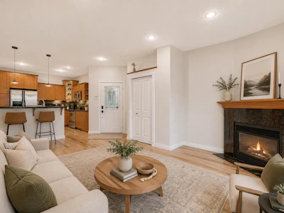 2-3421 5 Avenue NW - 5