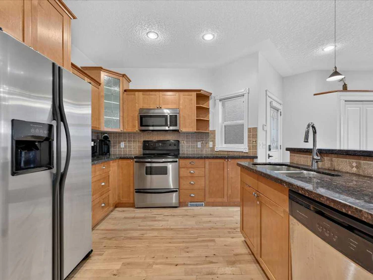 2-3421 5 Avenue NW, Calgary, AB, T2N 0V5 - 9