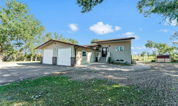 7-11418 Eagle Butte Road