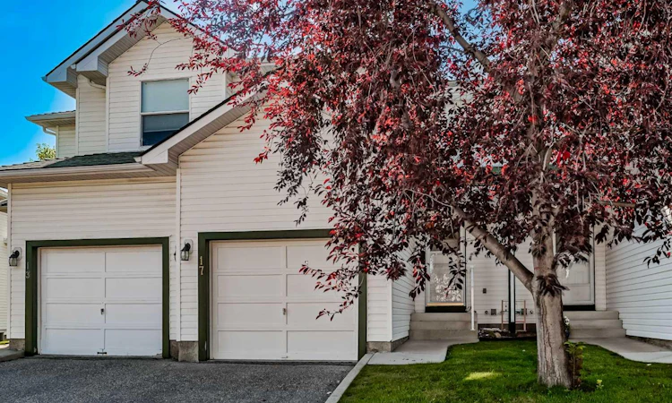 17 Sandpiper Link NW