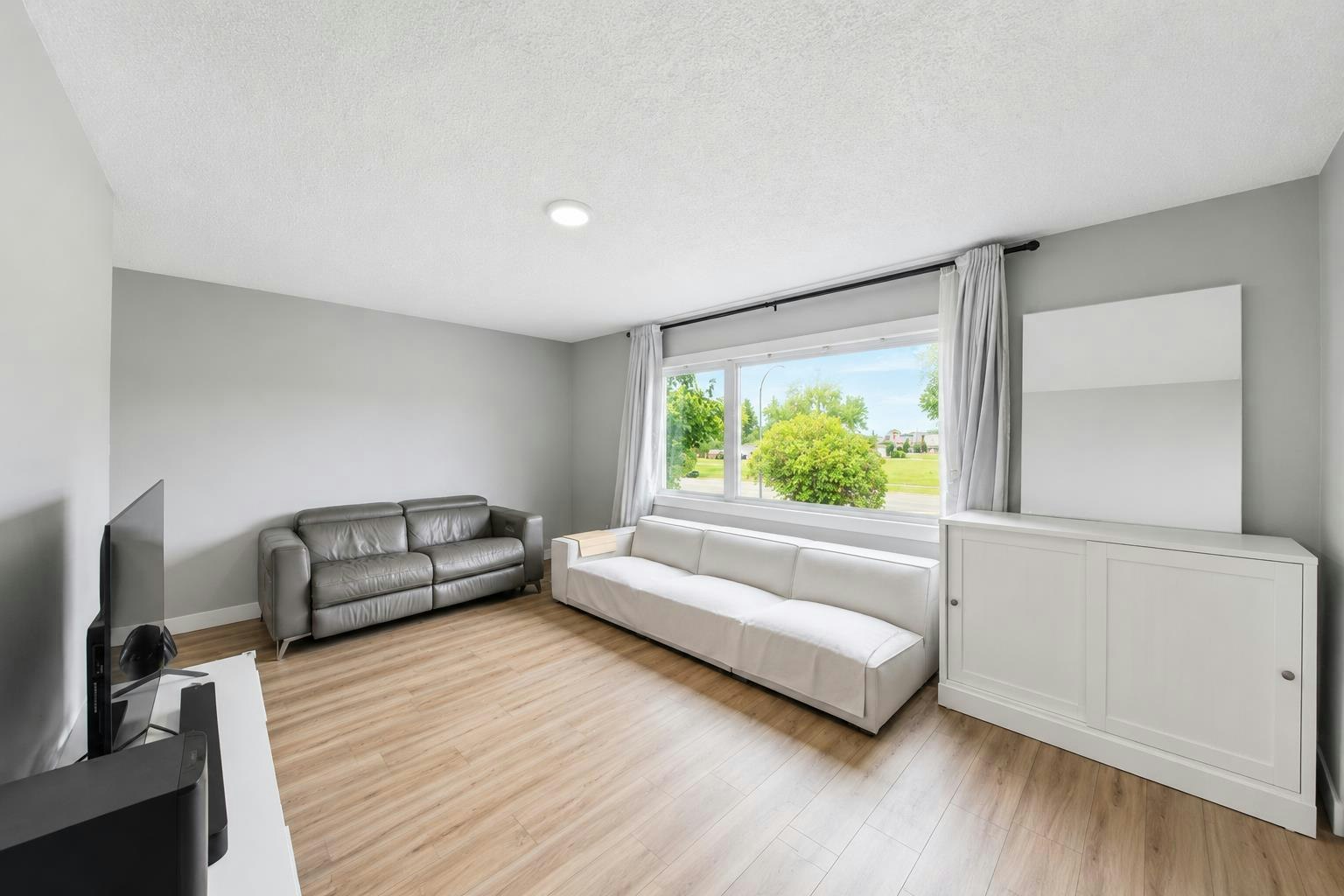 516 Terrace Park, Red Deer, AB, T4N 1V8