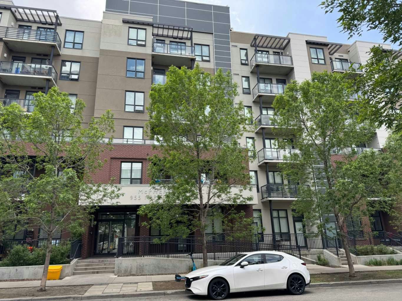313-955 Mcpherson Road NE, Calgary, AB, T3E 6V3