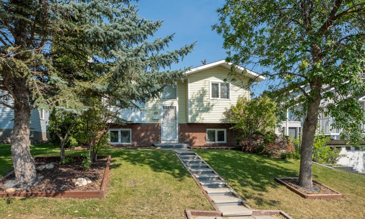59 Macewan Park Road NW