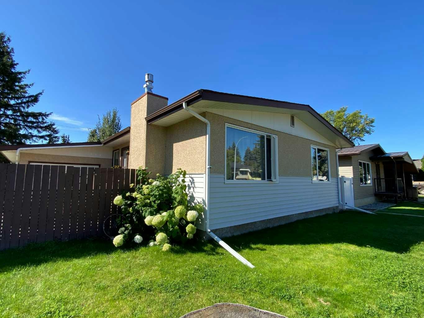 3 Lake Bevan Drive E, Brooks, AB, T1R 0L3
