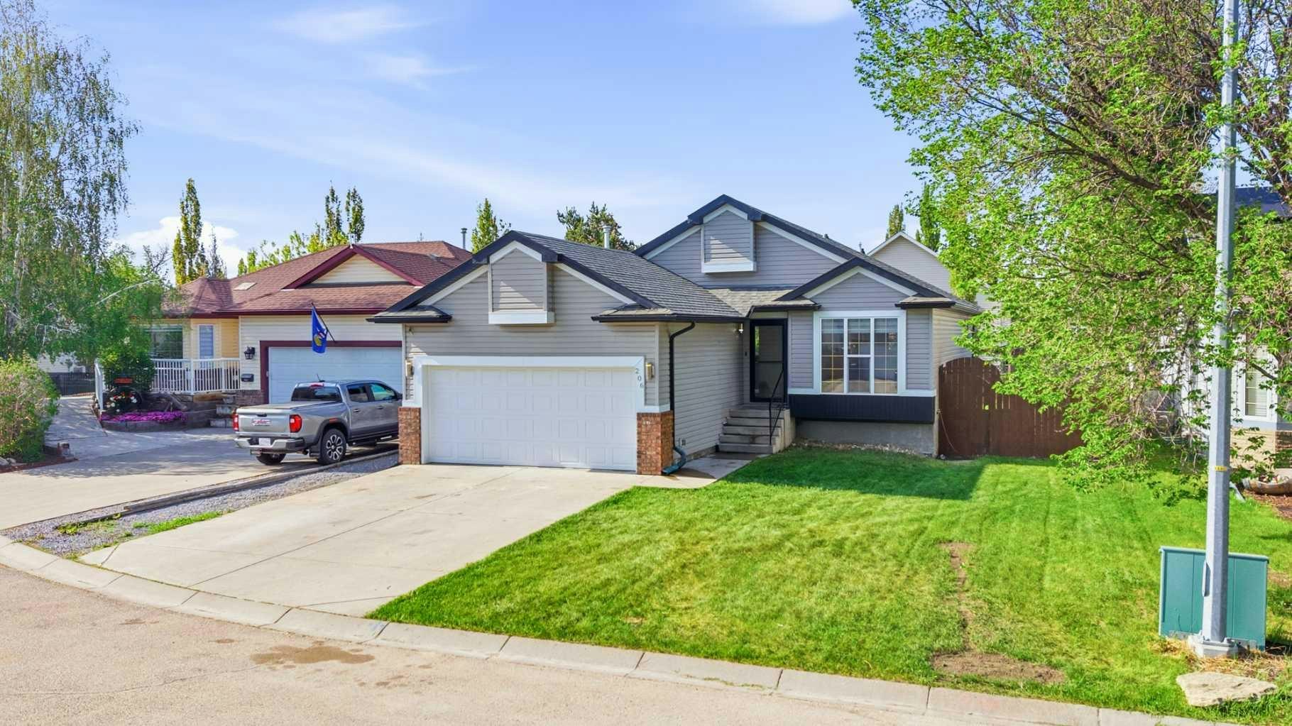 206 Highwood Village Place NW, High River, AB, T1V 1V9