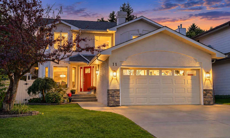 11 Sienna Hills Place SW
