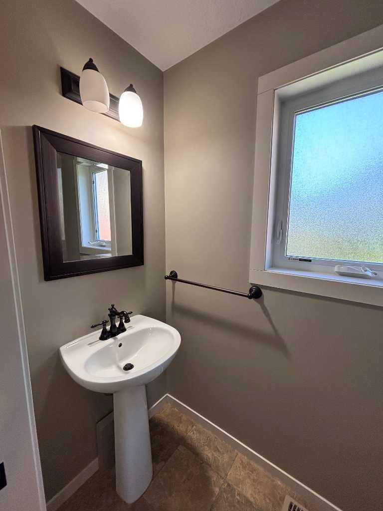 120 Mt Sundial Court W, Lethbridge, AB, T1J 5B7 - 11