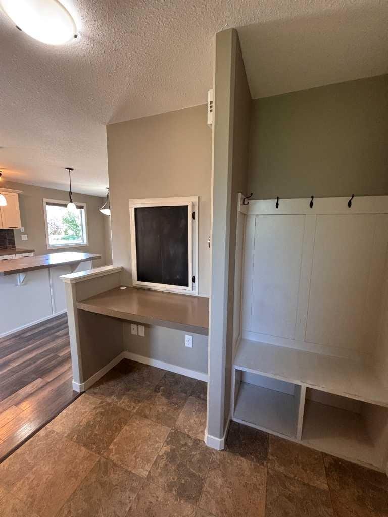 120 Mt Sundial Court W, Lethbridge, AB, T1J 5B7 - 9