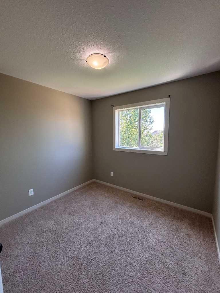 120 Mt Sundial Court W, Lethbridge, AB, T1J 5B7 - 12