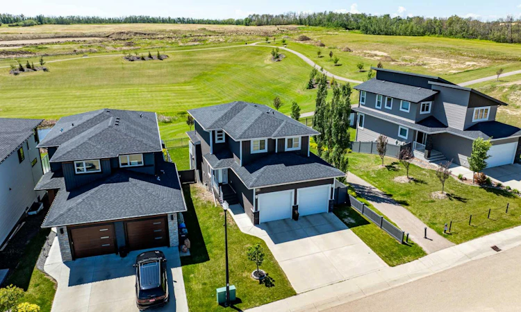 19 Vanveller Way