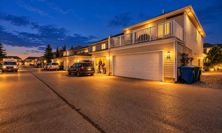 30 Windstone Lane SW