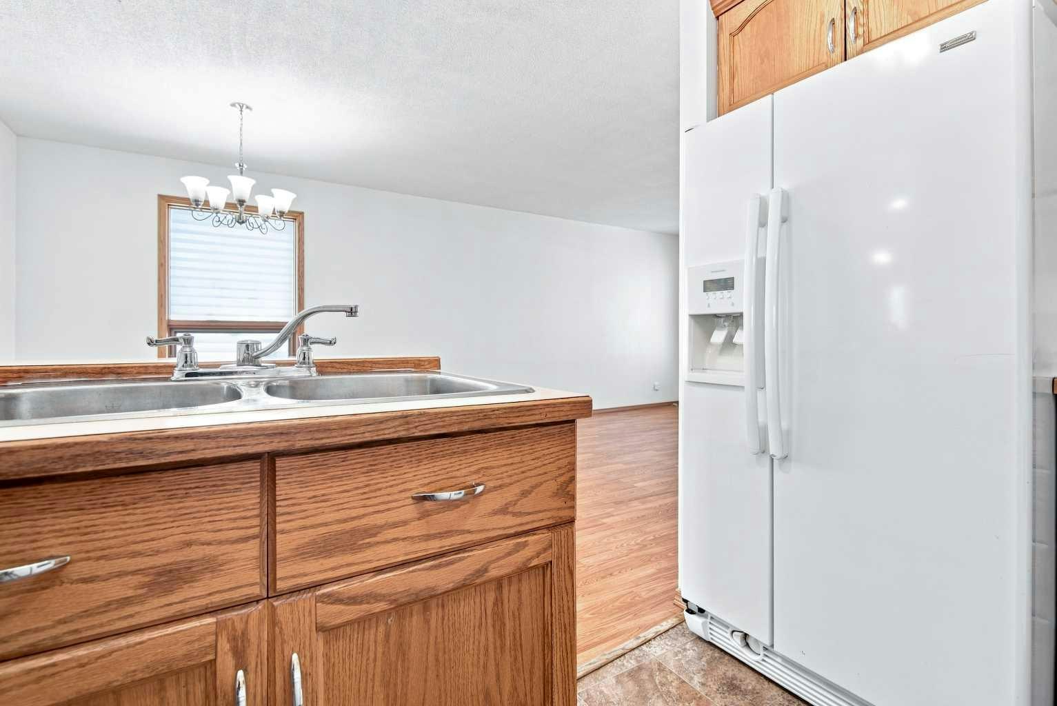 3809 50 Avenue, Sylvan Lake, AB, T4S 1B6 - 15