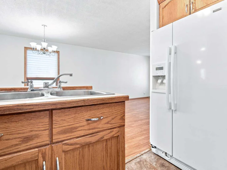 3809 50 Avenue, Sylvan Lake, AB, T4S 1B6 - 15