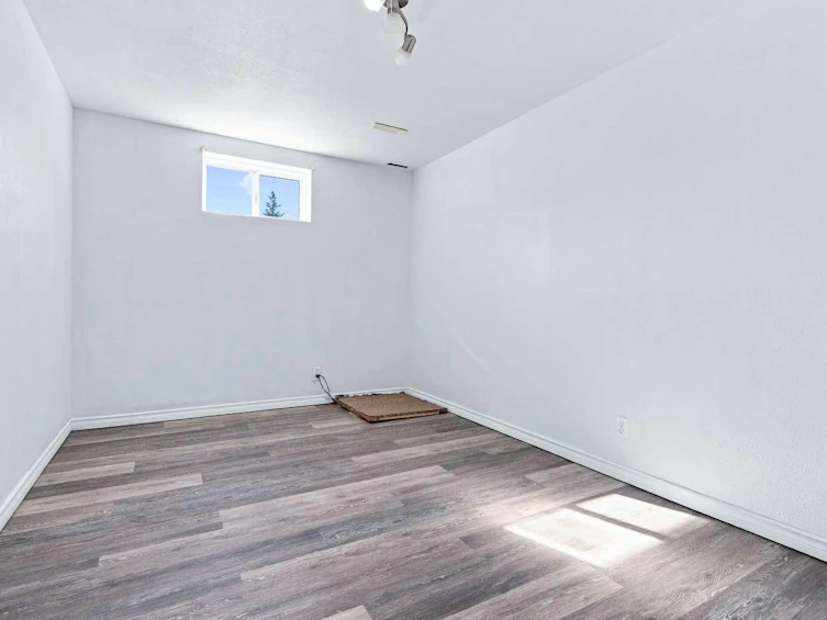 3809 50 Avenue, Sylvan Lake, AB, T4S 1B6 - 27