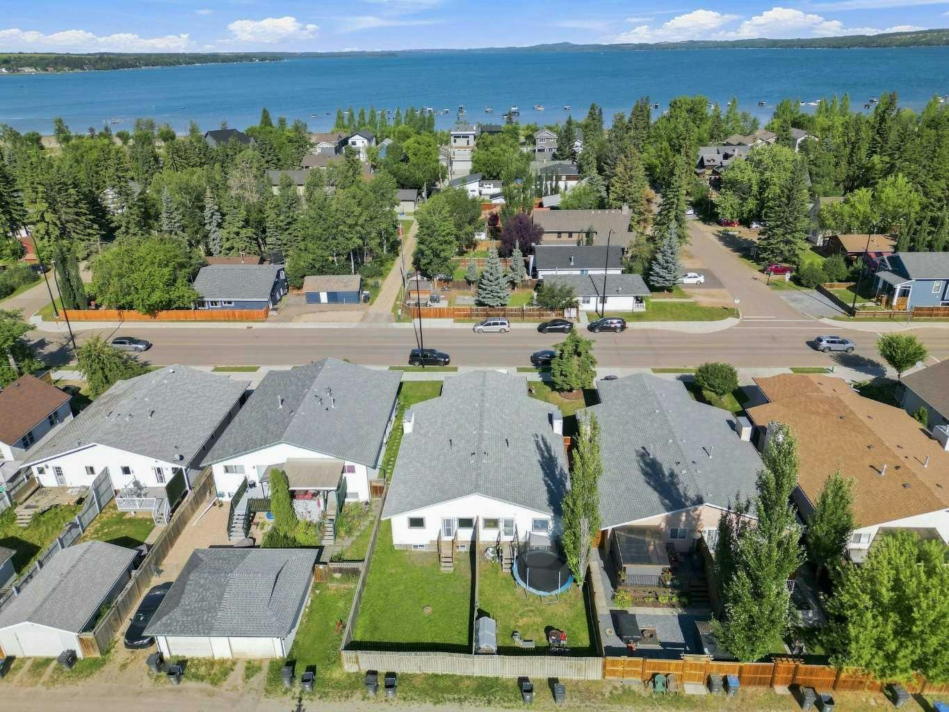 3809 50 Avenue, Sylvan Lake, AB, T4S 1B6 - 6