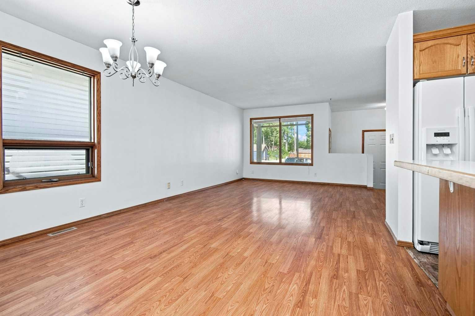 3809 50 Avenue, Sylvan Lake, AB, T4S 1B6 - 16