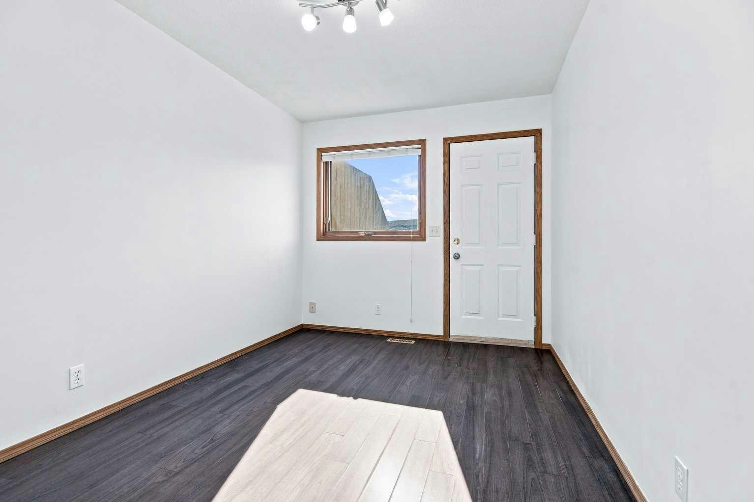 3809 50 Avenue, Sylvan Lake, AB, T4S 1B6 - 19