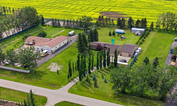 97 Delrich Meadows