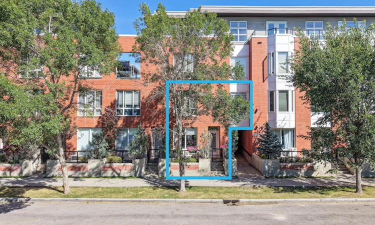 113-830 Centre Avenue NE
