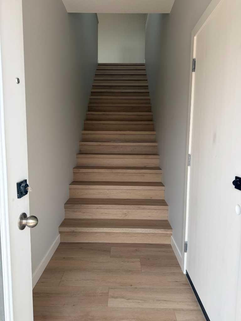 377 Canyon Boulevard W, Lethbridge, AB, T1K 6V2 - 2