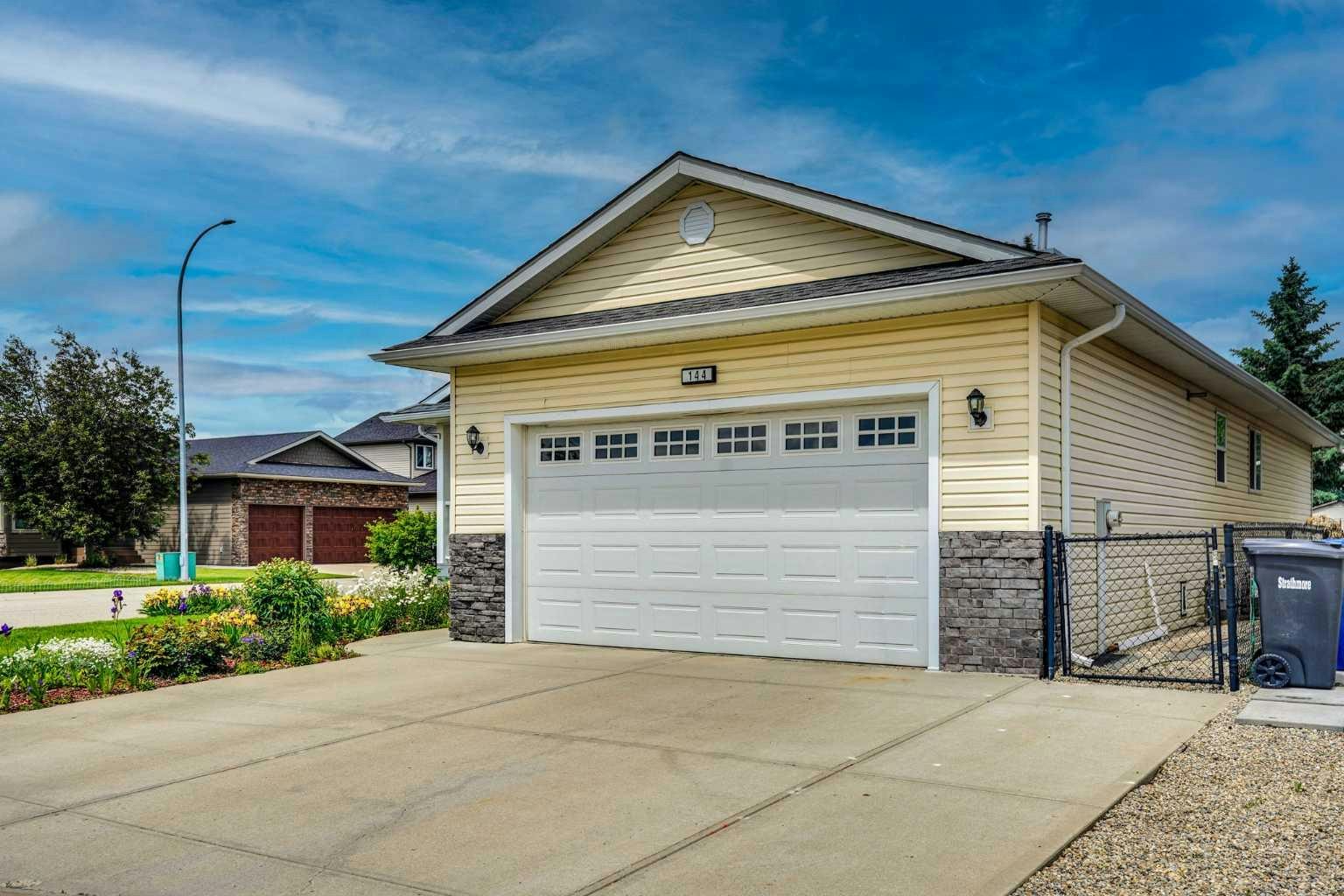 144 Hillcrest Cape, Strathmore, AB, T1P 0A4
