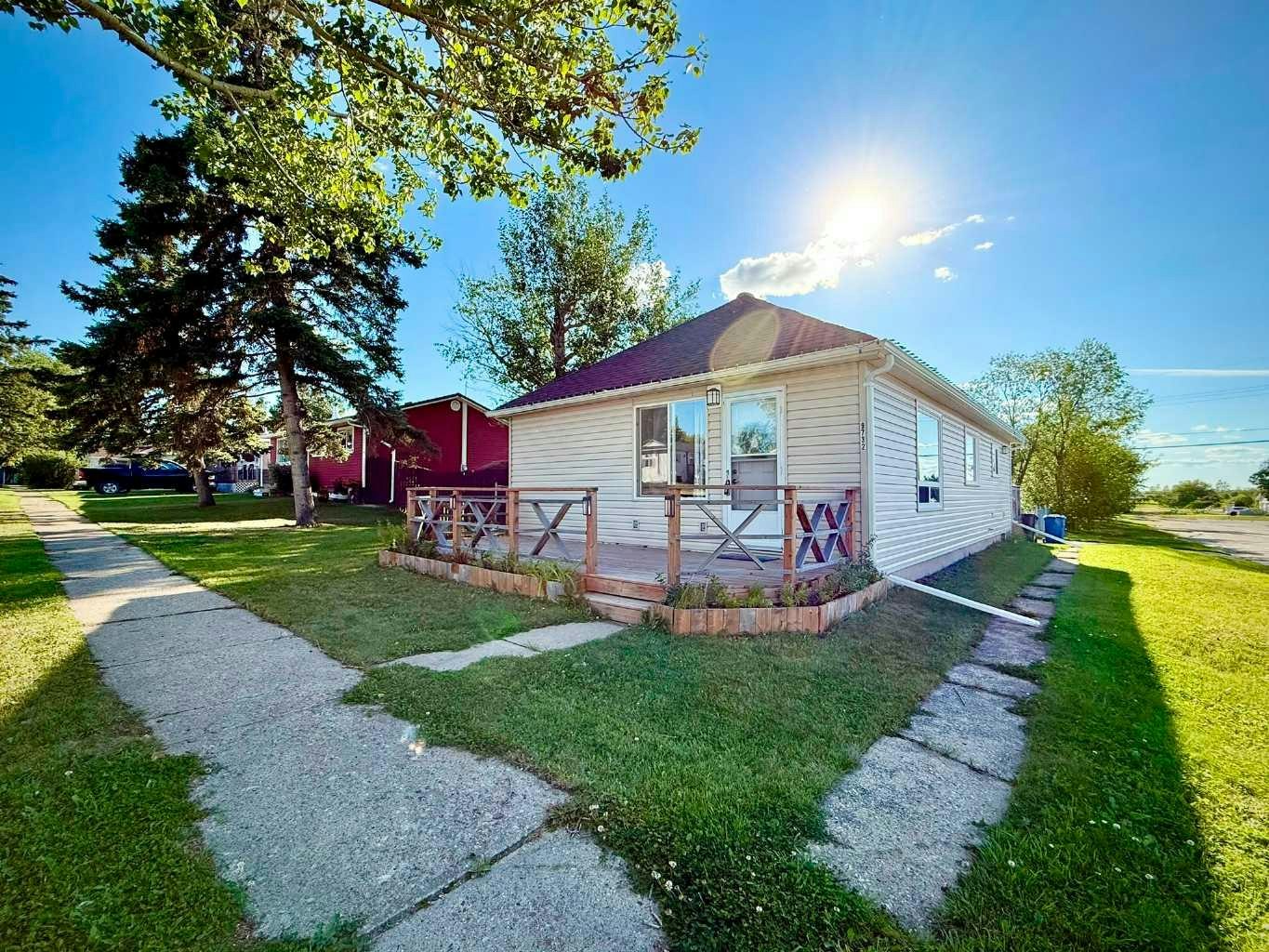 9732 100 Street, Wembley, AB, T0H 3S0