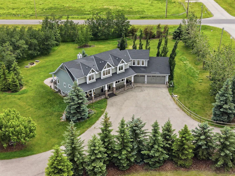 258244 10 Street E, Foothills County, AB, T0L 0X0